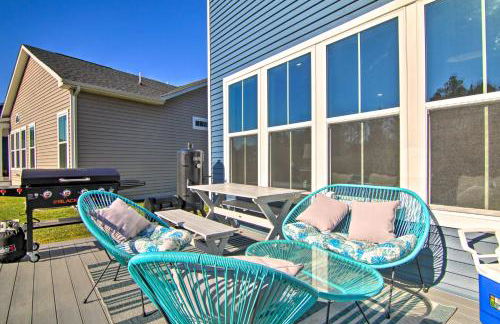 Modern Lewes Home with Deck, Grill and Pond View! - Foto 1