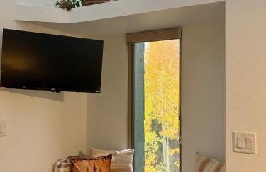 Eagles Roost Haven - Cozy Ski View Condo - Foto 14