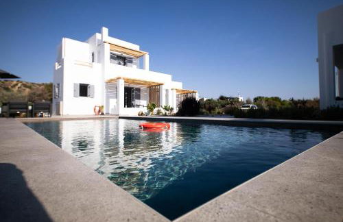 Kotinos Luxury Suites - Photo 28