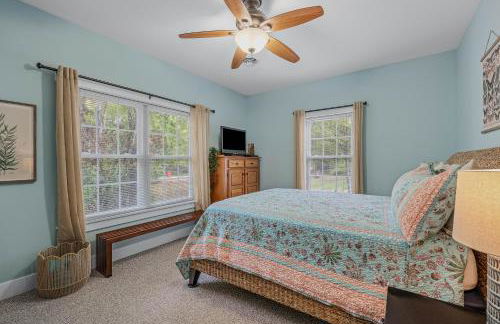 Mariposa Moon Cottage at Sleepy Creek - Wifi, Deck, Fire Pit, Creekside, View - Photo 46