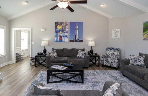 Spacious Hazel Green Home with Fireplace, Yard! - Foto 7