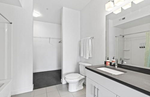 Modern Resort Styled 2BR Apt W Pool, Gym & Hot Tub - Foto 39