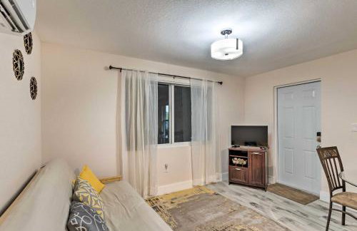 Inviting Apartment Less Than 2 Mi to Riviera Beach! - Foto 6