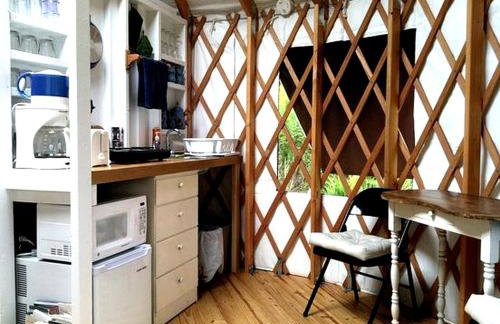 Modern Countryside Yurt Rental in Waterville, Upstate New York - Foto 3