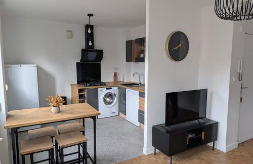 L'appart le 19 , F3 proche centre vue cathédrale, 2 chambres - Foto 3