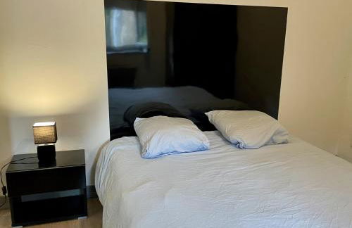 S17 Parking Wifi 2 chambres, 4 personnes Réduc à la semaine ou mois - Foto 13