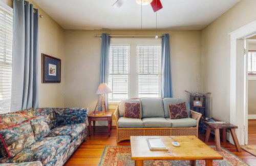 Greener Grasses - Foto 2