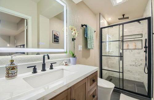 Denver Retreat Home with Stunning Lake, Mountain Views and Luxury Amenities - Foto 4