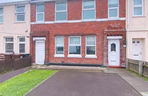 Group accommodation Wolverhampton - Foto 7