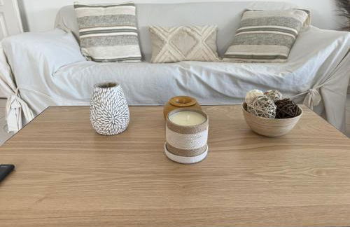 Elegant Apartment with Sea View and Swimming pool - Photo 7