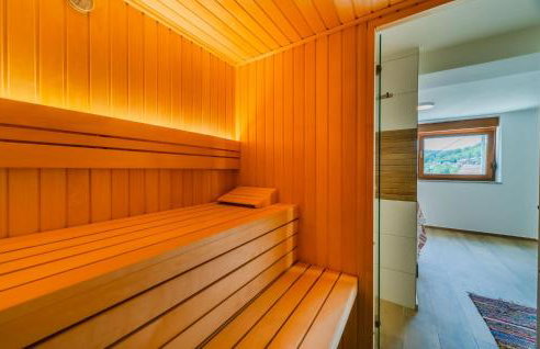 Holiday Home With Pool - Foto 49