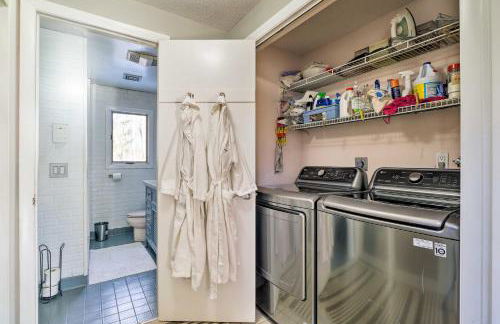 Peaceful Goshen Cottage with Screened Porch and Views! - Foto 15