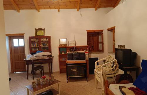 Hillview Holiday Home in Kalavrouza - Photo 13