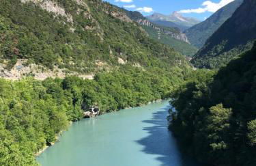 Chalet Le Doux Si, Large Self-Contained Apartment, 2km from Doucy-Combelouvière and close to Valmorel - Foto 32