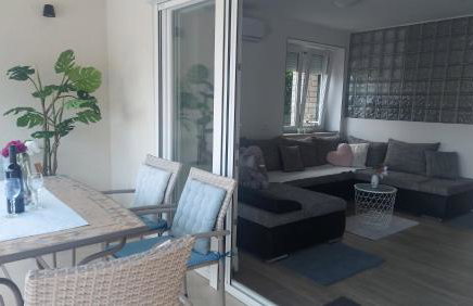 Modern and cosy apartment Ivana with a beautiful seaview - Photo 9