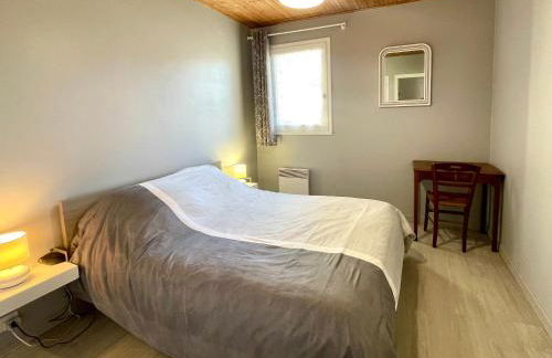 Maison Confortable à 300m de la Plage des Dunes avec Jardin et Parking Privé - FR-1-231-188 - Photo 24