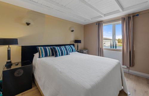 Home with Natural Mineral Spring Water near Stamford - Foto 47