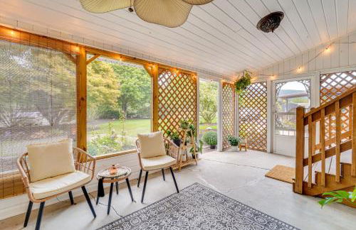 Mtn-View Escape with Large Yard in Duncansville! - Foto 2