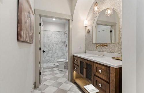 The Owl Room - Contemporary Loft in the Heart of Midway Near Park City Ski Resorts - Photo 3