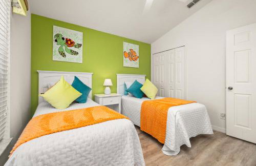 654- Newly Renovated Fabulous 4-Bedroom Pool Home in Watersong Resort, Game Room, Theater Room and More - Foto 55