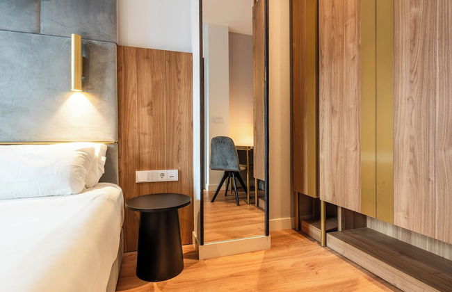 Limehome San Sebastian Zubieta Kalea - Photo 17