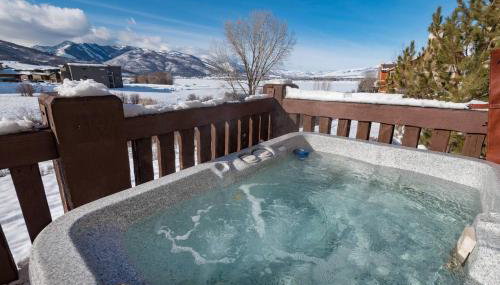 Snowbasin Haven LS42 Hot Tub Ski & Snowboard - Foto 2