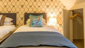 Studio in the Field - Photo 2