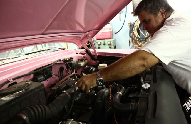 Visita a uma oficina de carros clássicos - Foto 3