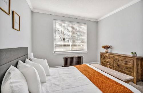 2BR Farmhouse Apt Near Everything - 2nd Floor - Foto 10