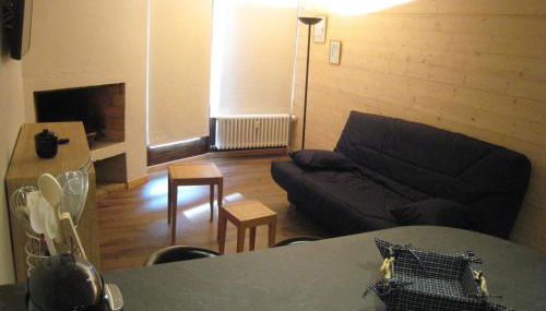 Appartement 2 Pièces, Ski au Pied, Balcon Sud, Confort pour 6 - FR-1-459-62 - Foto 4