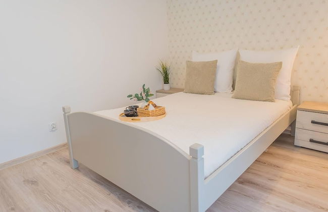 Easy Rent Apartments - COZY - Photo 1