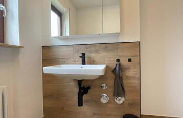 Schwarzwald Style - Ruhige & komfortable Fewo in zentraler Lage Solemar & Kliniken - Ideal für Kurgäste, Begleitpersonen, Berufspendler - Attraktiv für längere Aufenthalte - Foto 13