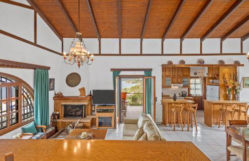 Υπέροχη κατοικία στο Μαρμάρι με φανταστική θέα ! - Photo 9