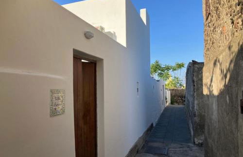 Villa Aurora con vista mozzafiato su Strombolicchio - Foto 13