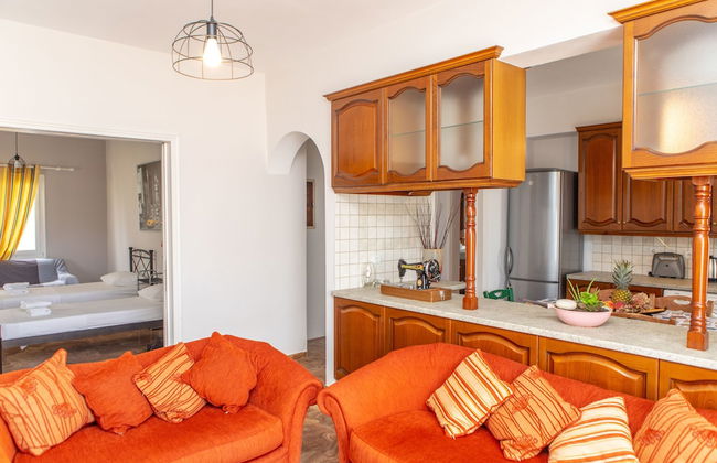 Gatis House - Photo 37