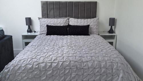 Lodge - Sleeps 2 - Pet friendly - Parking - Patio - Foto 1