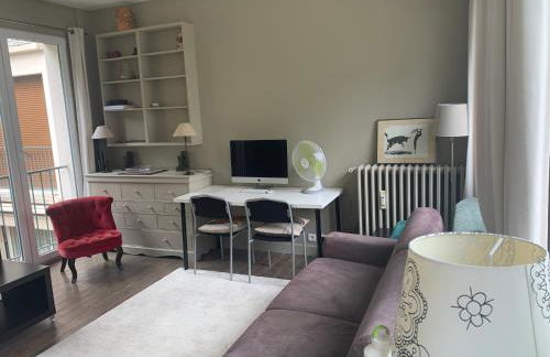 Porte Maillot-Charming and calm studio at Neuilly - Foto 2