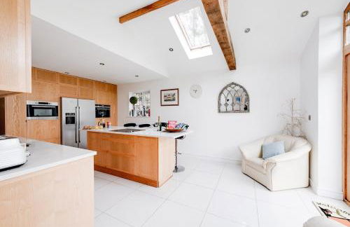 Harbourways Emsworth, Pet Friendly Coastal Retreat, Contractors & Leisure, Free Parking, Walk to Pubs - Photo 75