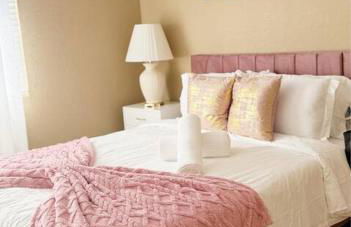 Heart of Las Vegas 8 Beds, Pool Table, BBQ! - Foto 10