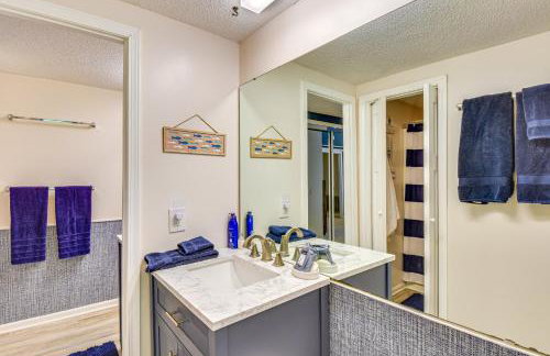 Private Balcony Lake Keowee Home with Pool Access - Foto 15