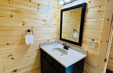 New! Indoor Pool/PS 5/Hot tub/Parkway - Foto 41