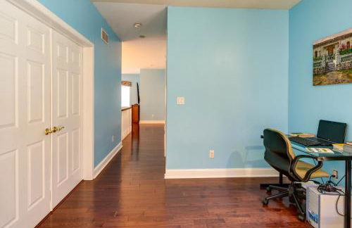 Centrally Located Family Home with Pool - Foto 22