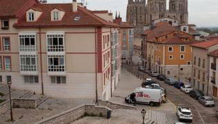 Muy bonito y cómodo, disfrútalo - Foto 2