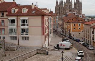 Muy bonito y cómodo, disfrútalo - Foto 2