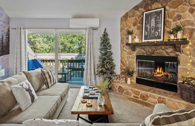 Slopeside Escape by Avantstay Walk to Ski Lifts Arcade Games + Shuffleboard - Foto 49