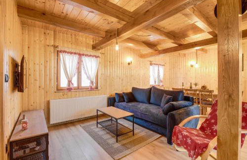 Apartment Stone and Wood - Photo 5