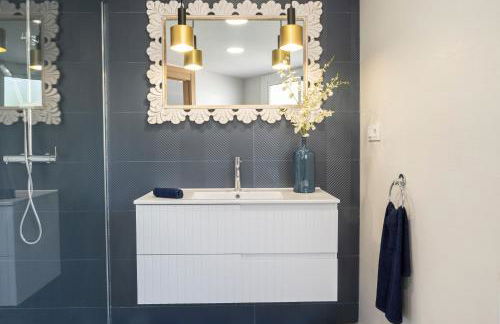 VILLA WINE & BEACH Design and Luxury in Cala Crancs - Foto 11