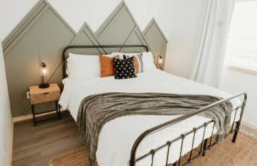 New Cabin Pet Friendly With A Game Room And King Beds - Foto 28