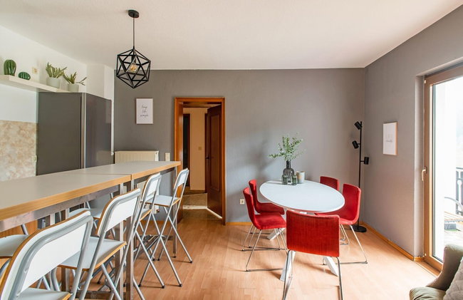Spacious Holiday Home With Private Terrace - Photo 30