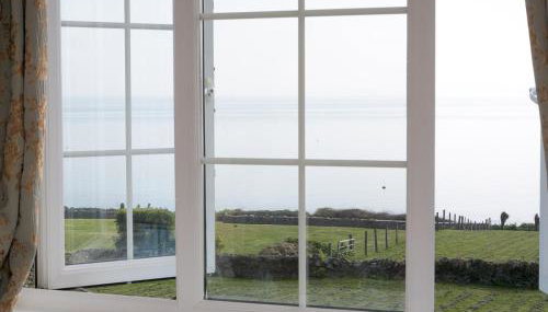 Cozy 3 Bedroom Cottage with stunning Sea View - Pass the Keys - Foto 3, Other